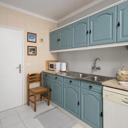 Cister House Apartment *